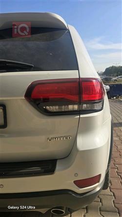 جیپ گراند شیرۆکی